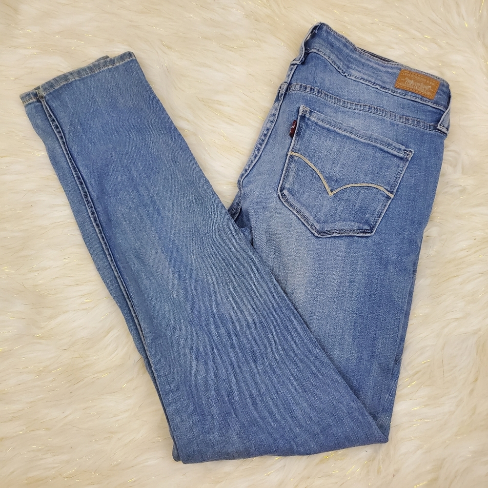 Levi’s light wash Jegging